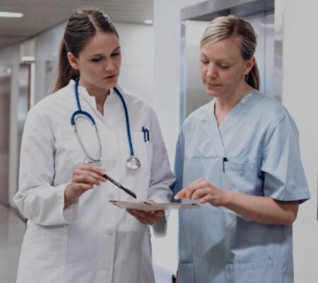 Älykkäät hissit pitävät sairaalat liikkeessä 24/7