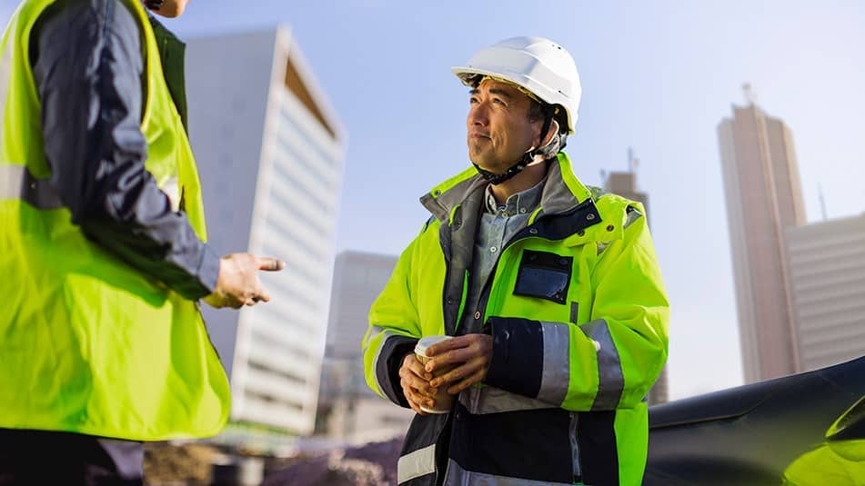 Taitava projektinhallinta auttaa pureutumaan rakennusprojektien erityishaasteisiin.