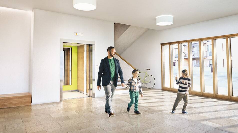 Jos kuntosi sallii, valitse mieluummin portaat kuin hissi tai liukuportaat – se on terveellistä ja säästää energiaa.